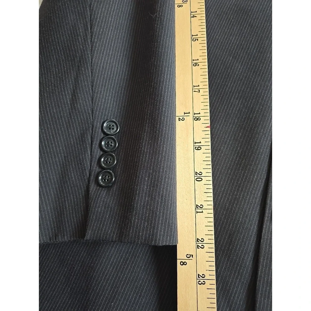 Jos. A. Bank Wool Pinstripe Sport Coat‎ Men's 44S Stay Cool Blazer